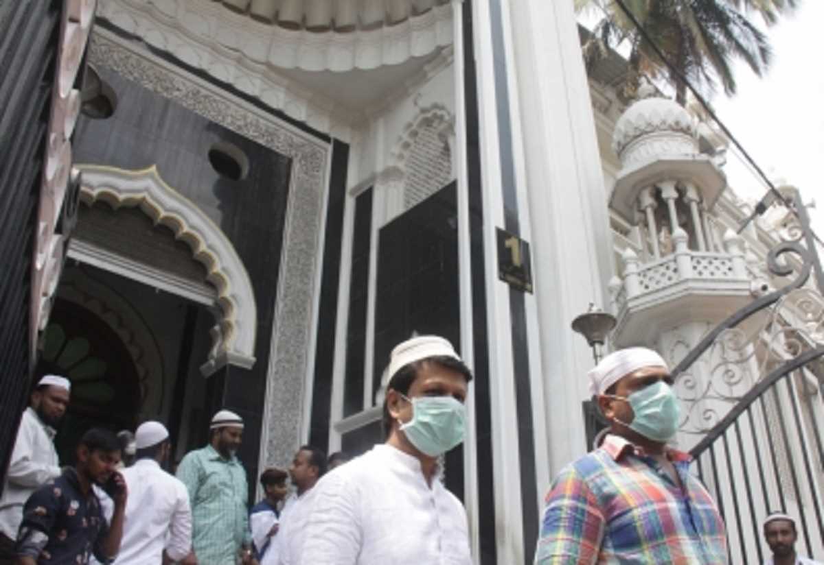 ध्रुवीकरण की राजनीति का शिकार हो रहे मुस्लिम ध्रुवीकरण की राजनीति का शिकार हो रहे मुस्लिम